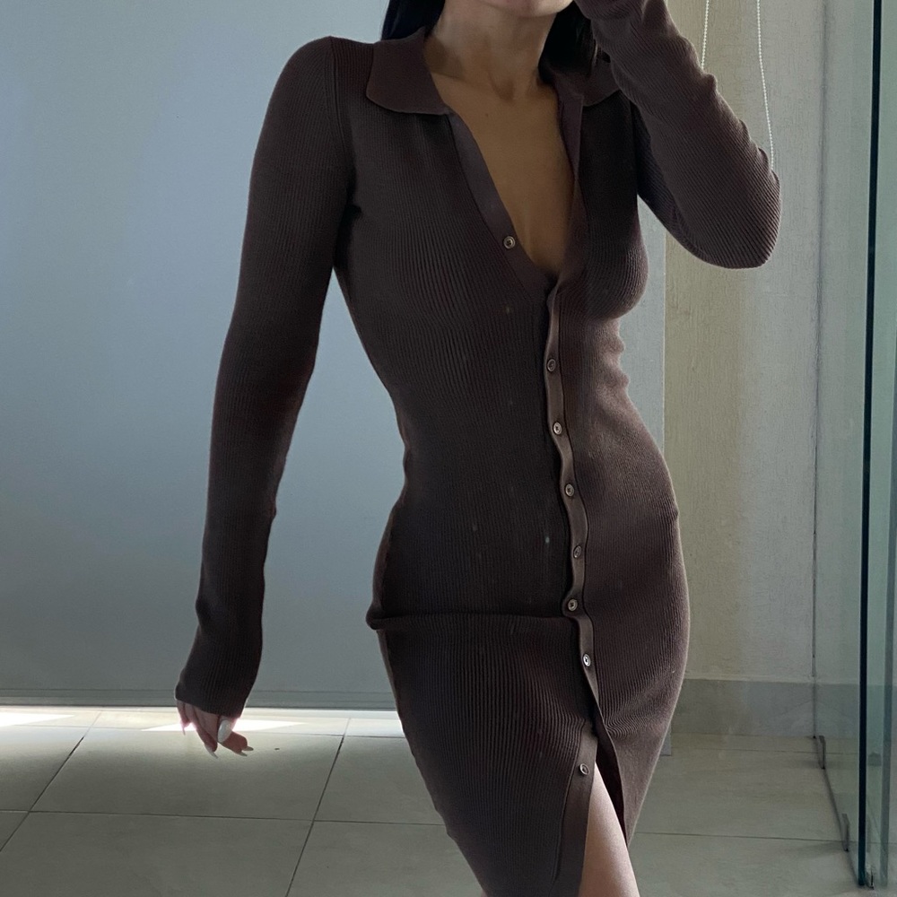 ARITZIA MIDI RIBBED DRESS